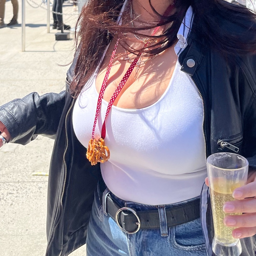 Free people Supported white top